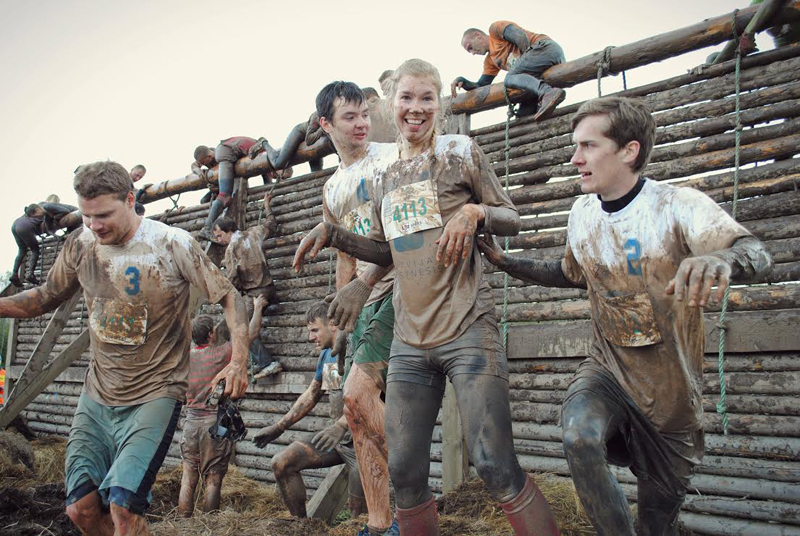 Caur dubļiem uz finišu. Lepojamies ar mūsu stipriniekiem!