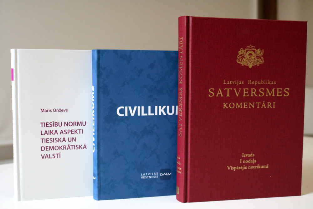 “Jurista Vārda” abonenti laimē 63 grāmatas!