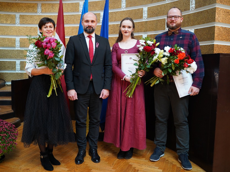 "Latvijas Vēstneša" darbinieki saņem Tieslietu ministrijas apbalvojumus 